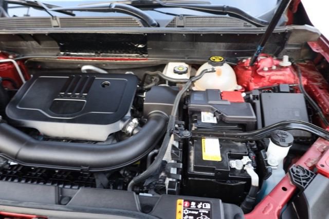 Certified 2023 GMC Acadia SLE w/ Driver Convenience Package image 42