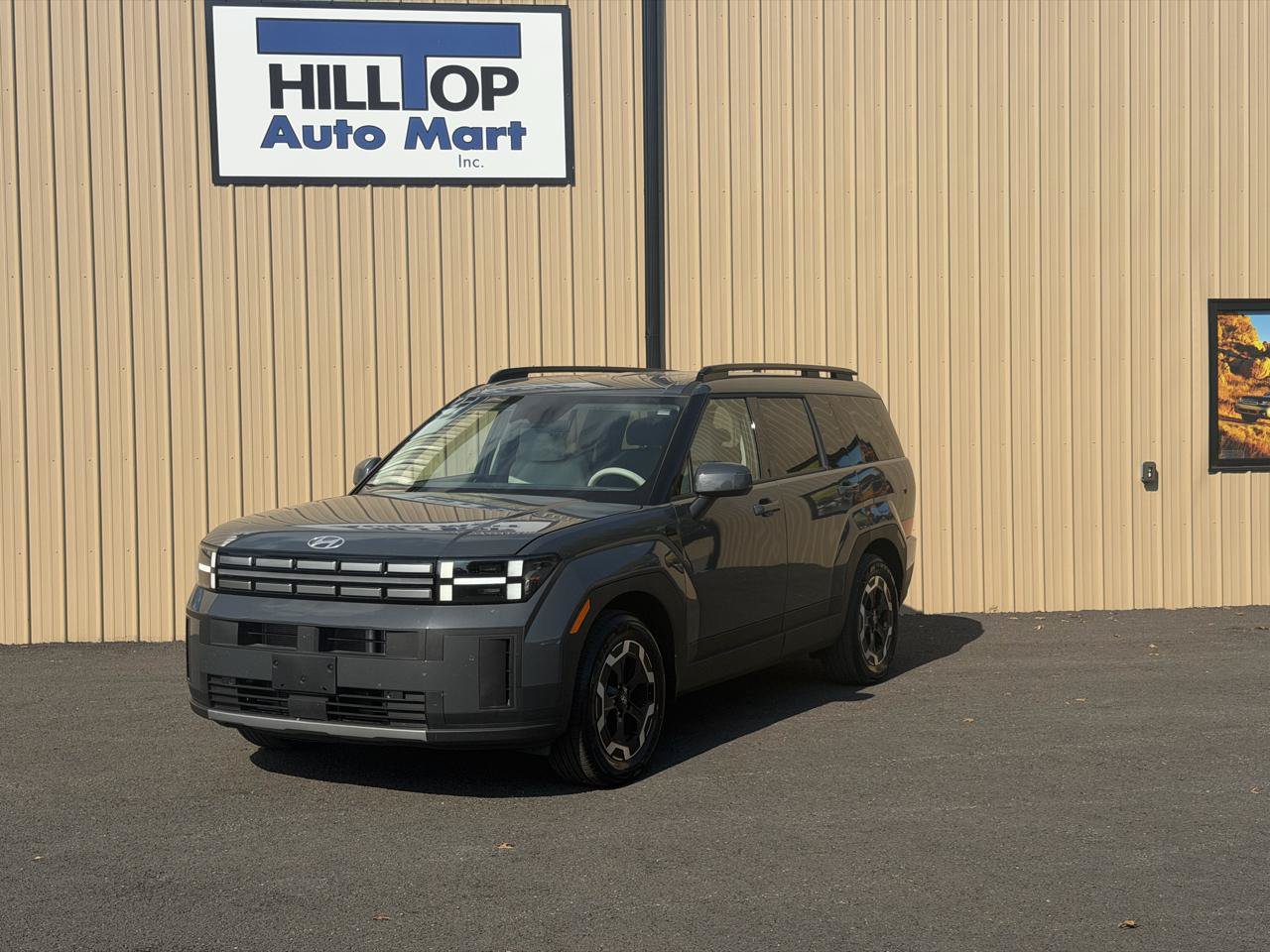 Used 2026 Hyundai Santa Fe SEL FWD image 5
