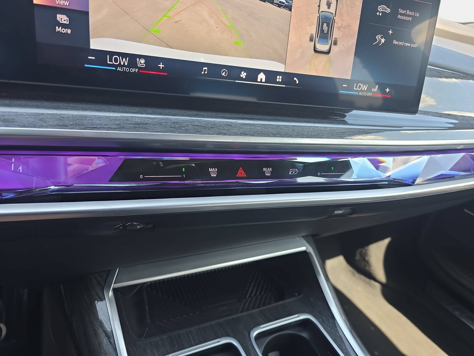 Used 2025 BMW 740i RWD image 24