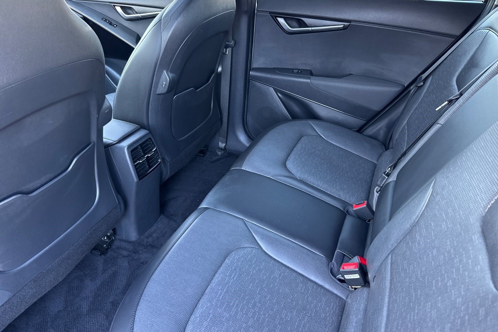 Used 2023 Kia Niro Wave FWD image 27