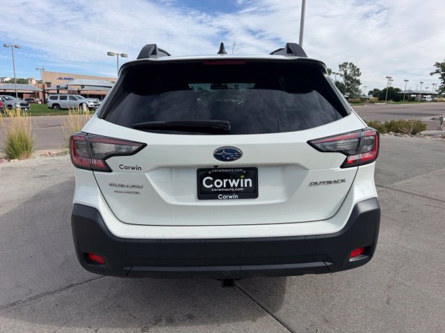 Used 2024 Subaru Outback Premium AWD/4WD image 8