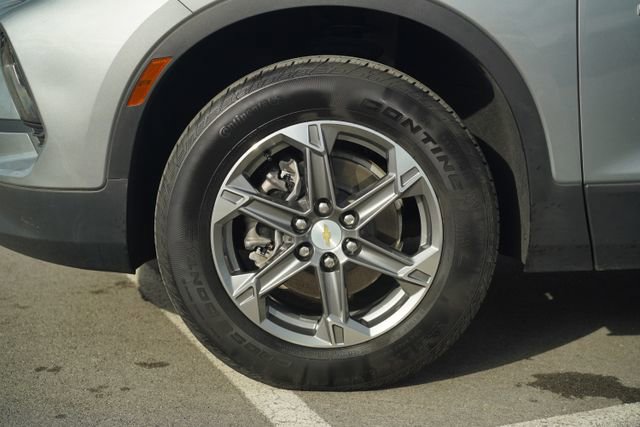 Used 2023 Chevrolet Blazer LT image 11