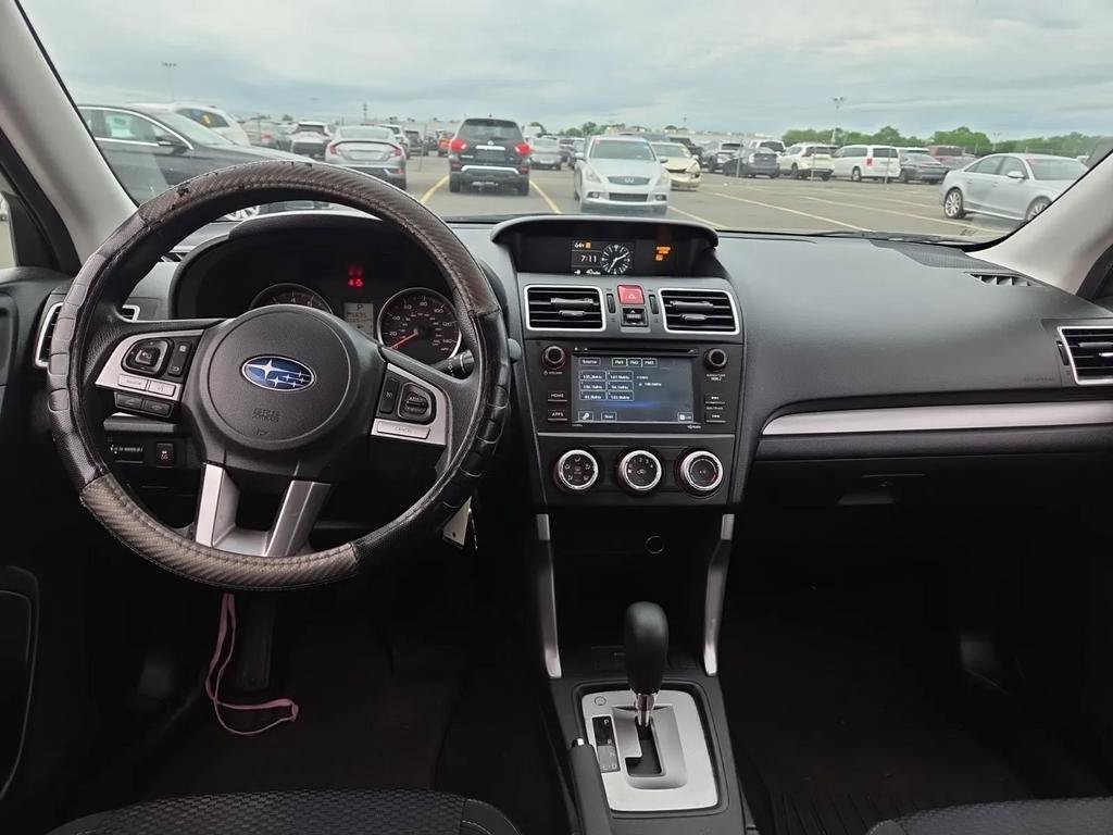Used 2018 Subaru Forester 2.5i w/ Alloy Wheel Package AWD/4WD image 3