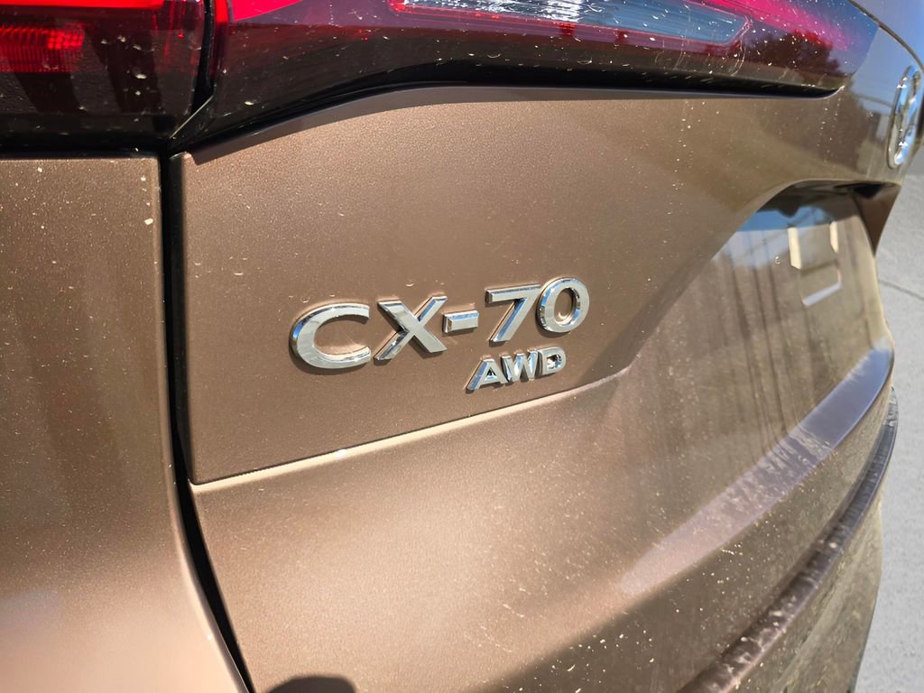 New 2025 MAZDA CX-70 Plug-In Hybrid w/ Premium Pkg image 10