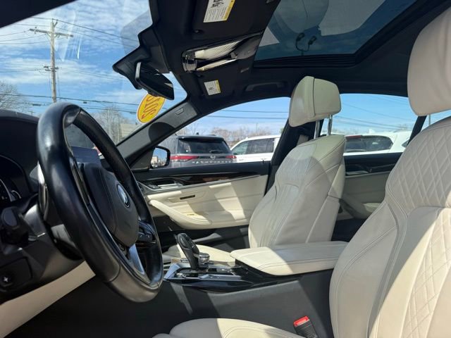 Used 2018 BMW 540i xDrive image 15
