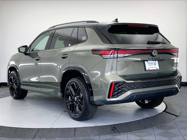 New 2026 Volkswagen Tiguan SE R-Line image 4