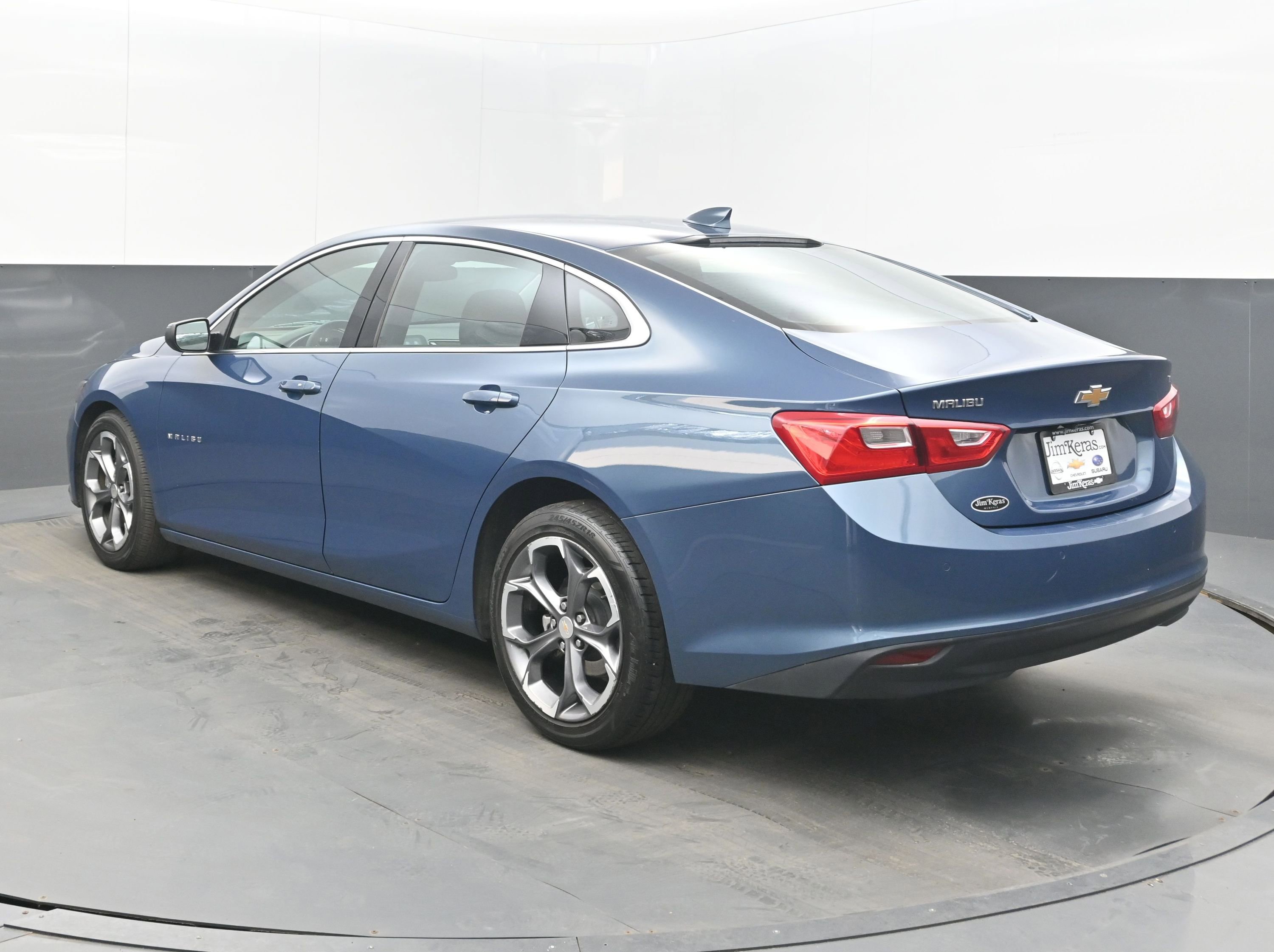 Used 2024 Chevrolet Malibu LT FWD image 8