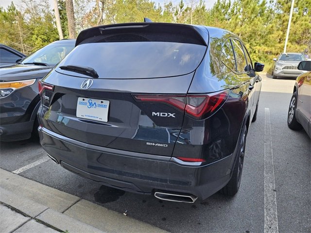Used 2023 Acura MDX A-Spec image 7