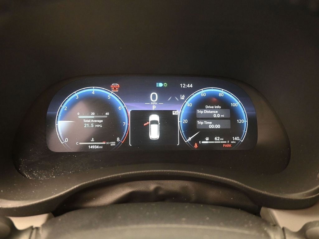 Used 2024 Toyota Highlander Platinum image 3