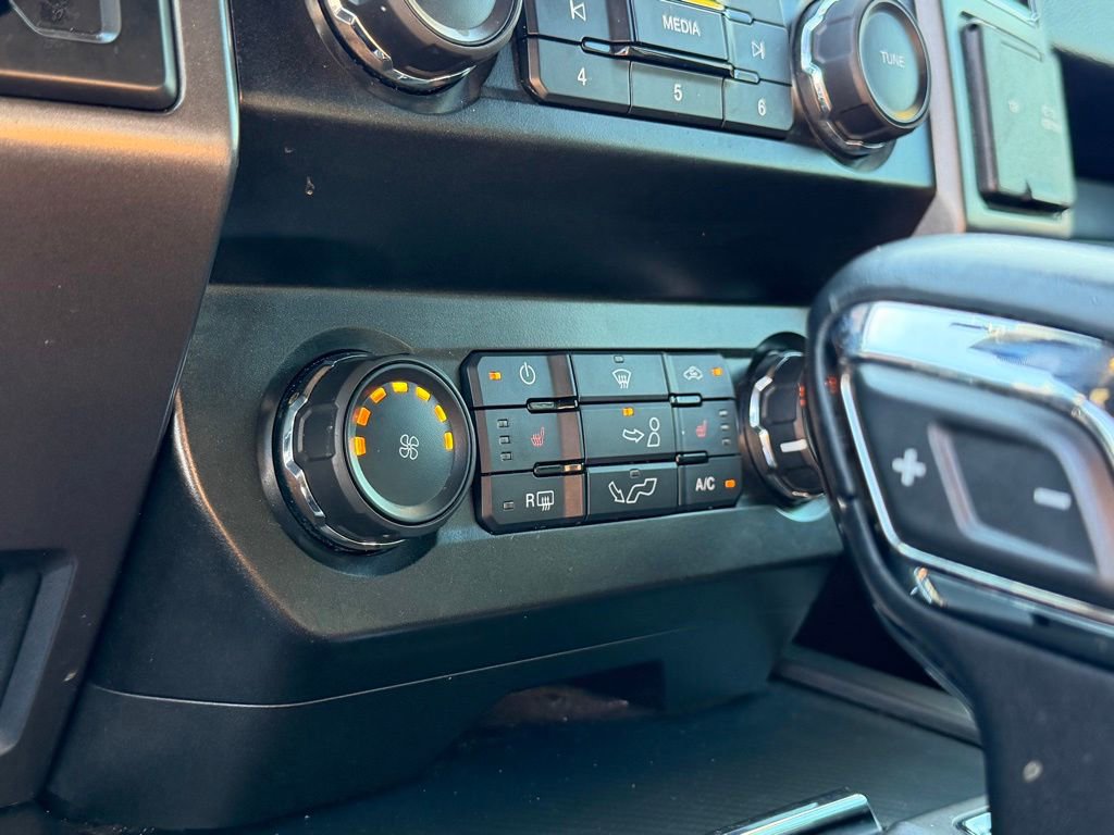 Used 2019 Ford F150 XLT w/ Equipment Group 302A Luxury AWD/4WD image 34