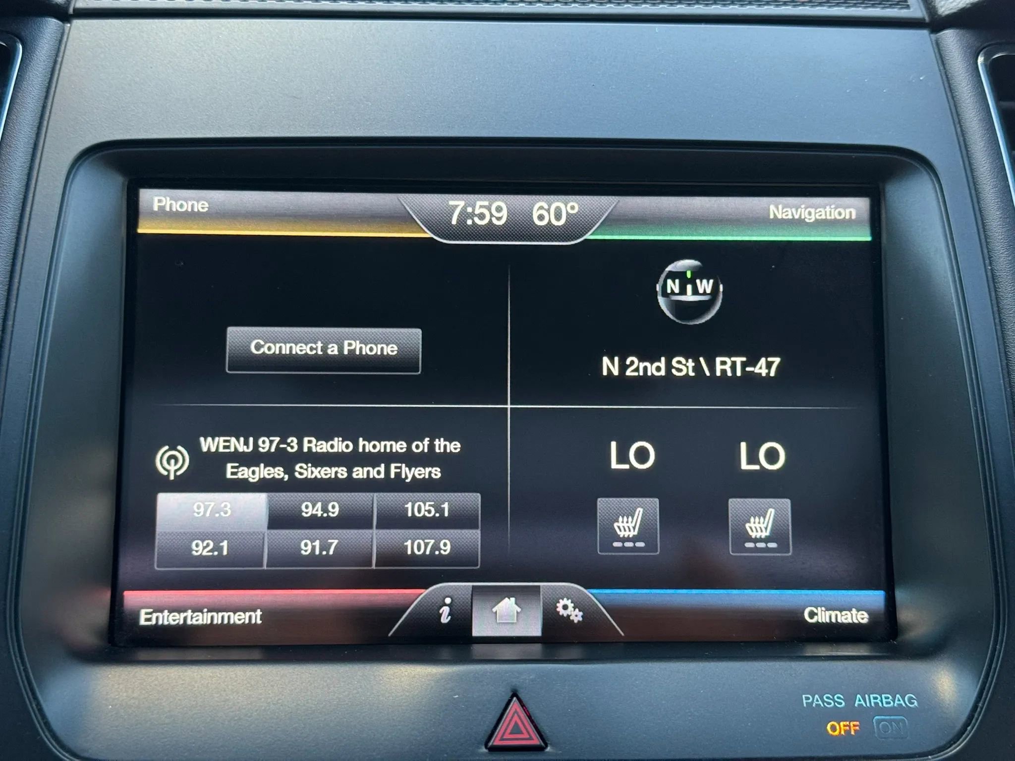 Used 2015 Ford Taurus SEL w/ Equipment Group 201A AWD/4WD image 29