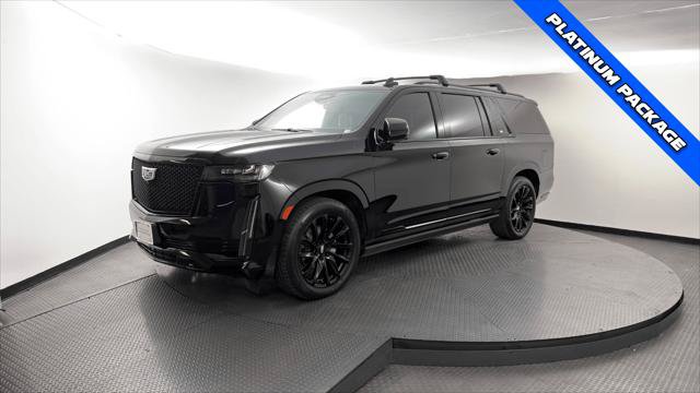 Used 2022 Cadillac Escalade ESV Sport Platinum w/ LPO, ONYX Package AWD/4WD image 2