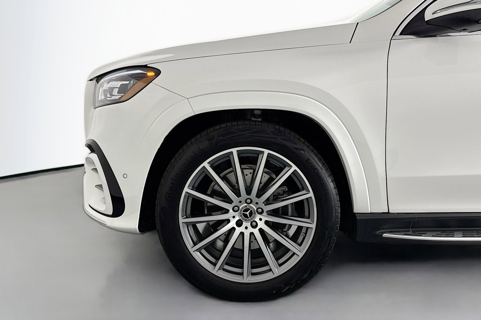 Certified 2025 Mercedes-Benz GLS 580 4MATIC image 11