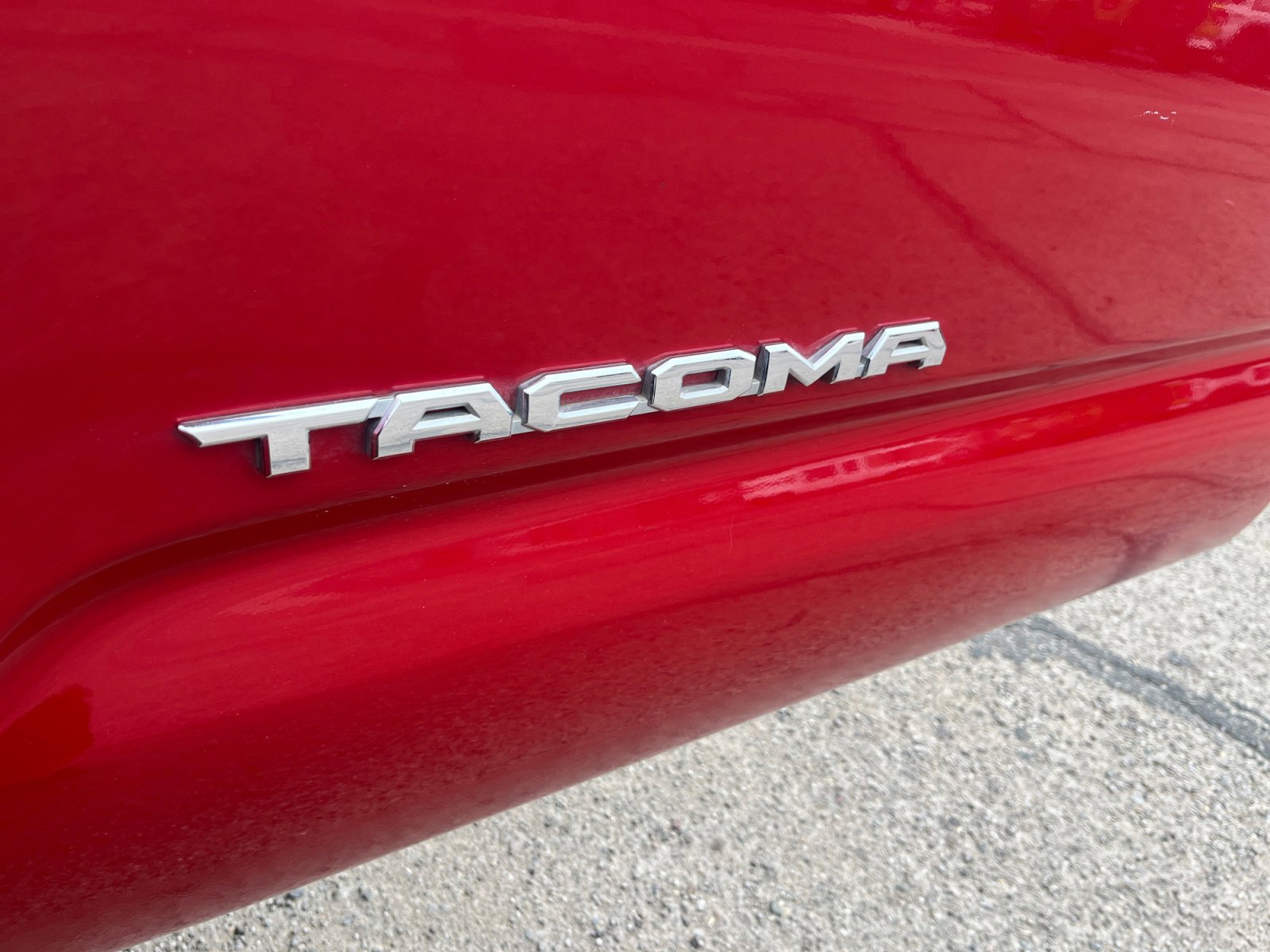 Used 2021 Toyota Tacoma TRD Sport AWD/4WD image 24
