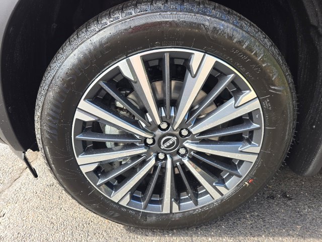 New 2026 Nissan Pathfinder Platinum AWD/4WD image 11
