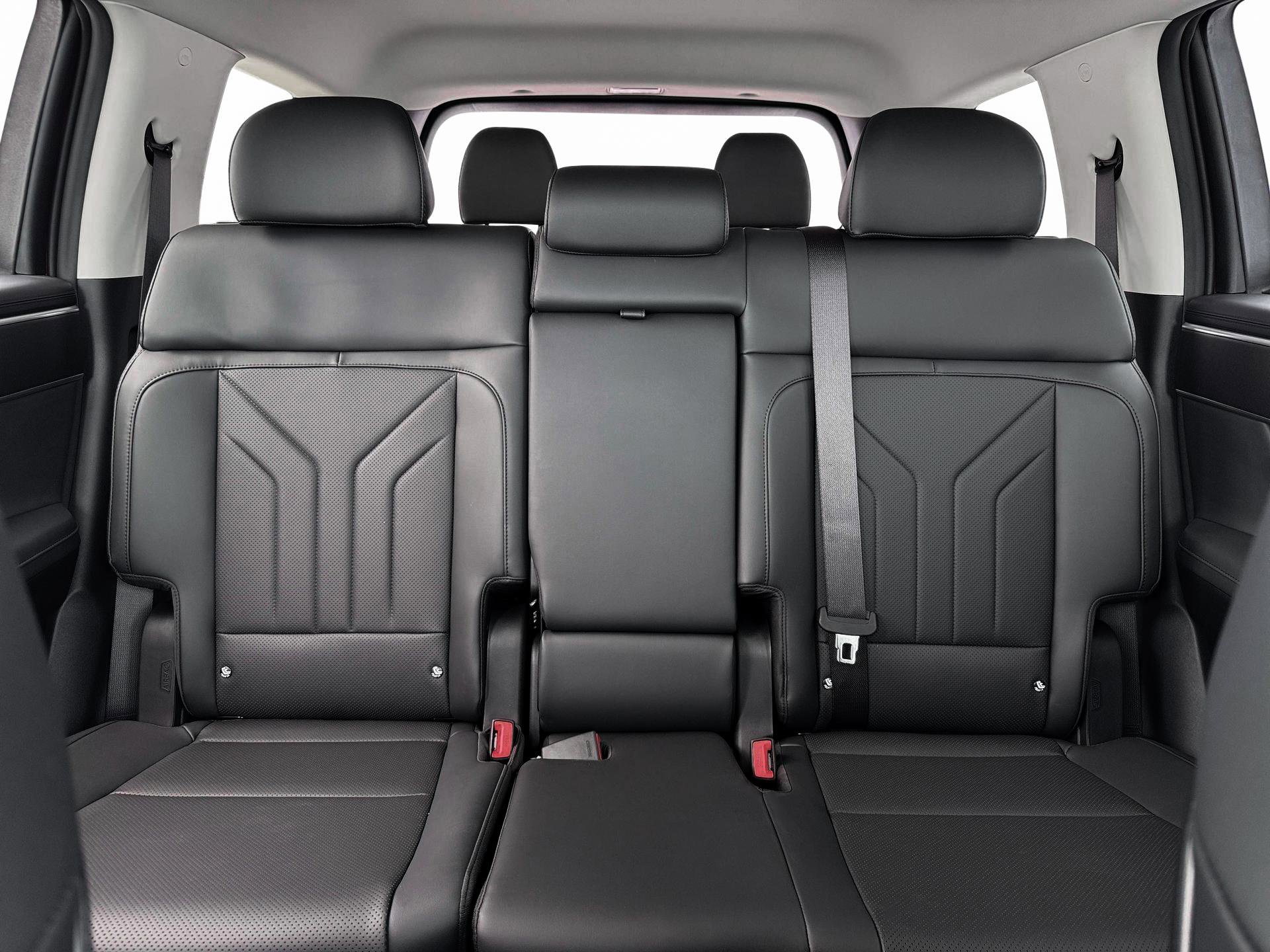 New 2026 Hyundai Santa Fe SEL image 16