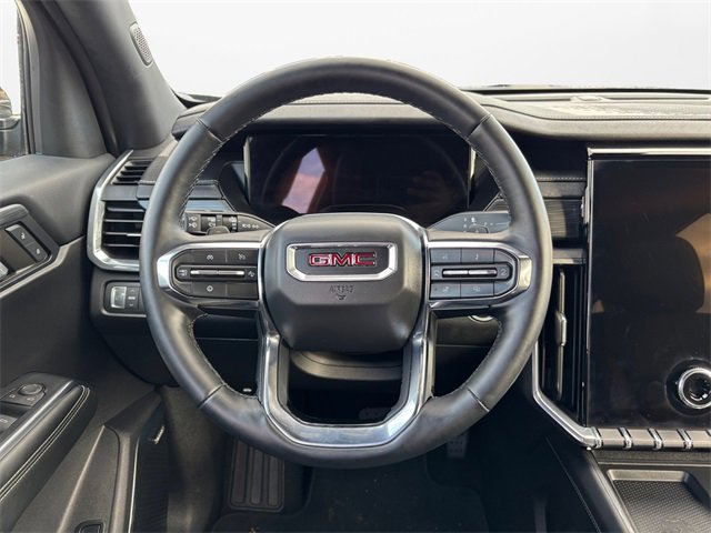 Used 2024 GMC Acadia Elevation image 12