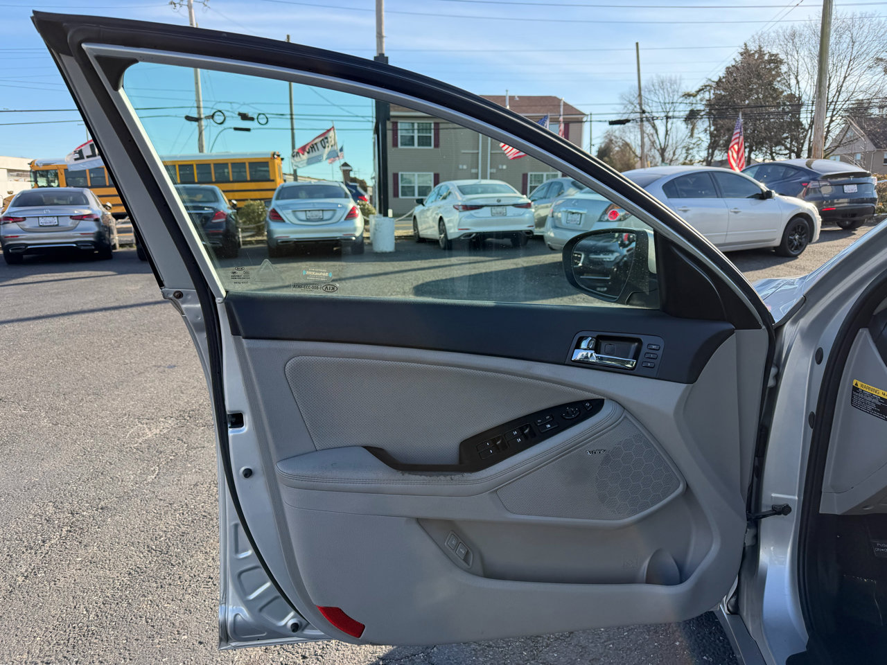 Used 2012 Kia Optima EX w/ Premium Pkg image 9