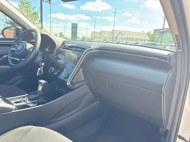 Used 2023 Hyundai Tucson SE image 18