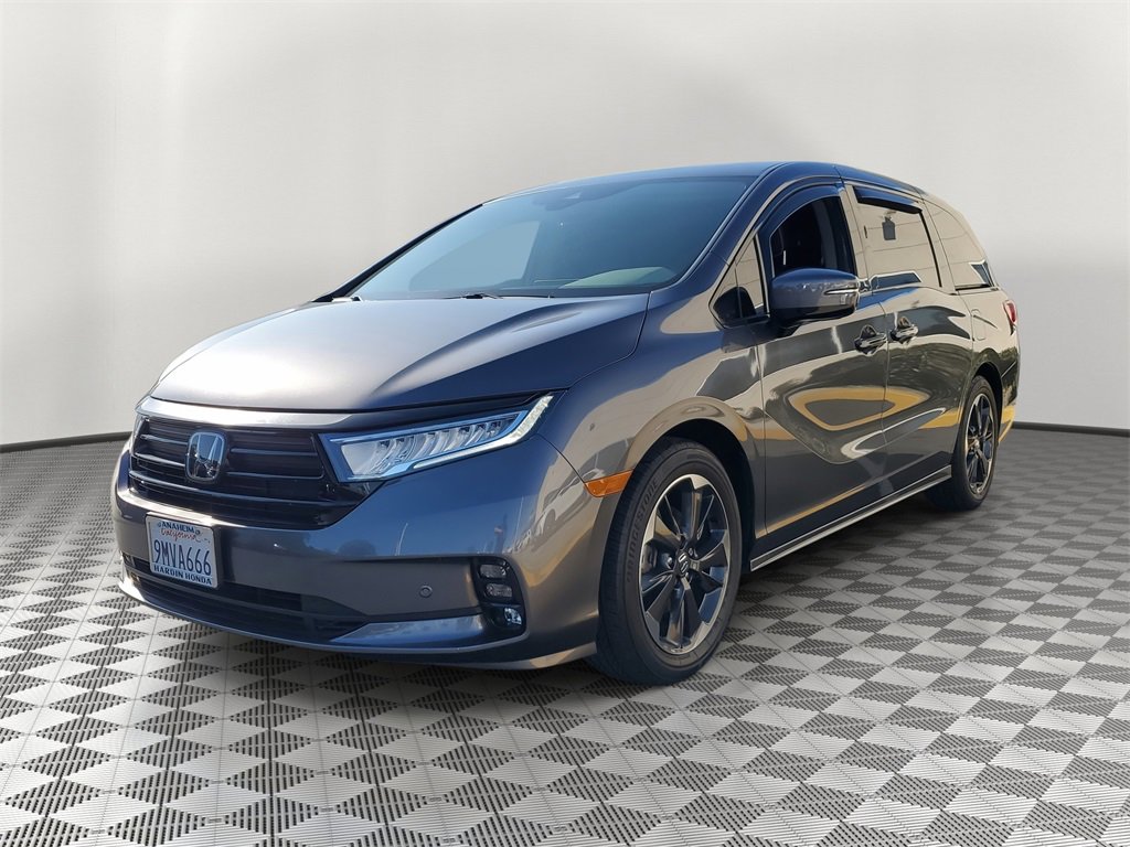 Certified 2024 Honda Odyssey Elite image 3
