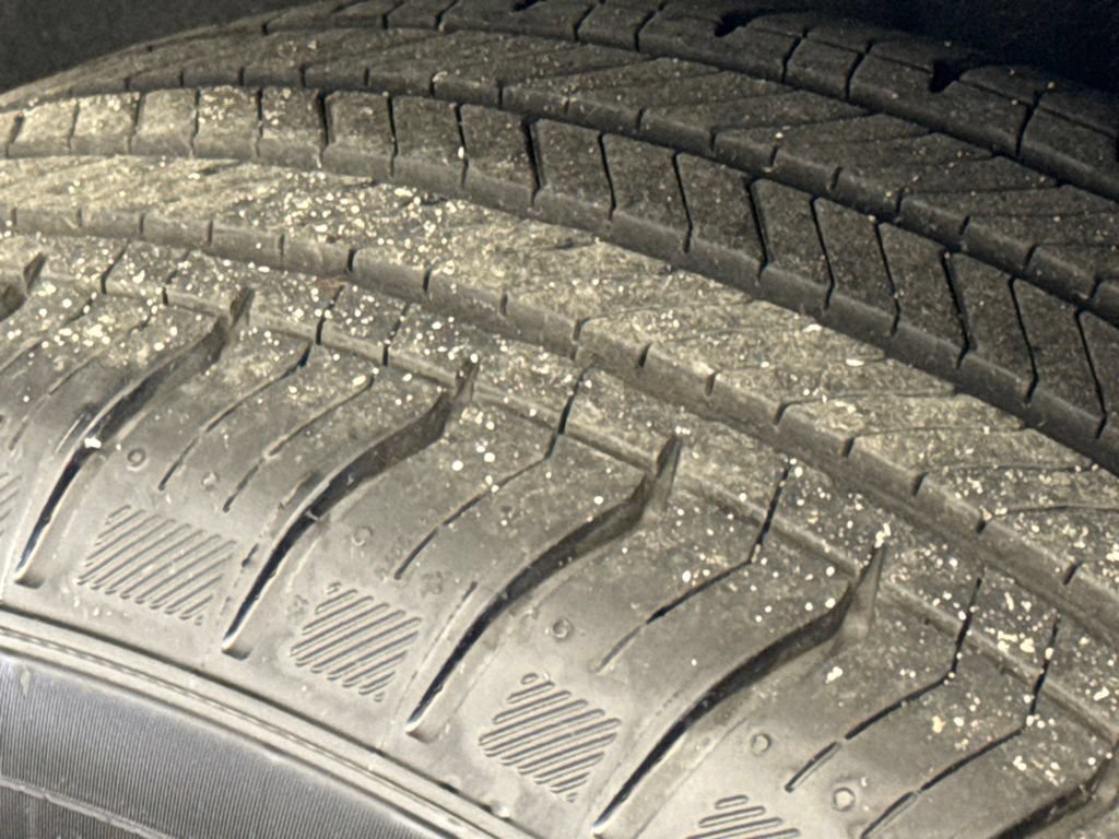 Certified 2026 Chevrolet Equinox LT AWD/4WD image 49