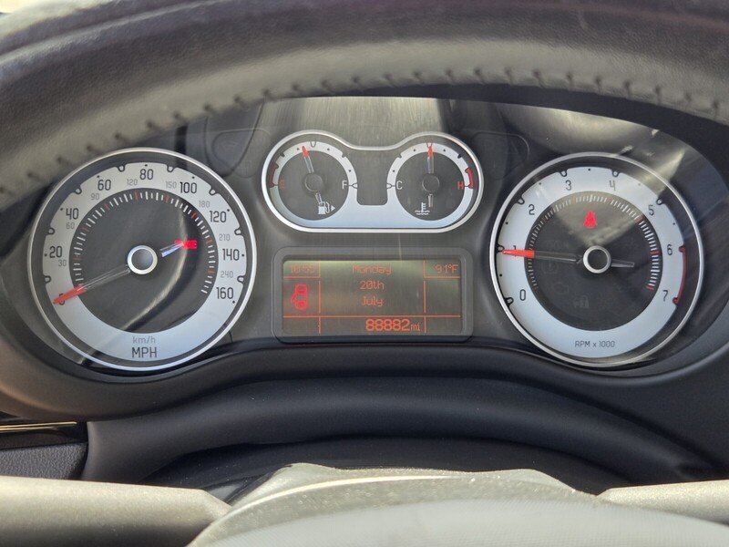 Used 2015 FIAT 500L Trekking FWD image 21