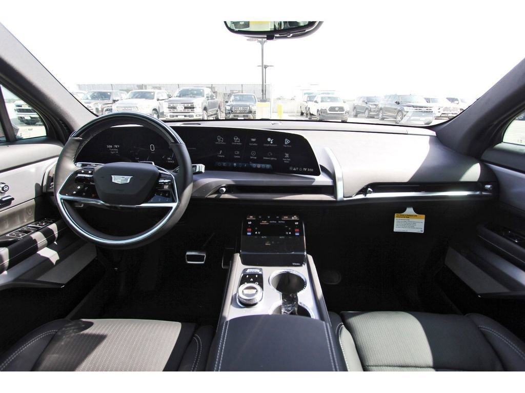 New 2026 Cadillac Vistiq Premium Luxury AWD/4WD image 9