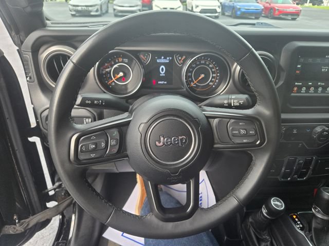 Used 2023 Jeep Gladiator Sport AWD/4WD image 16