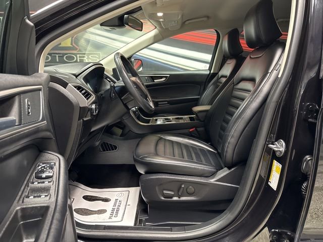 Used 2024 Ford Edge SEL image 5