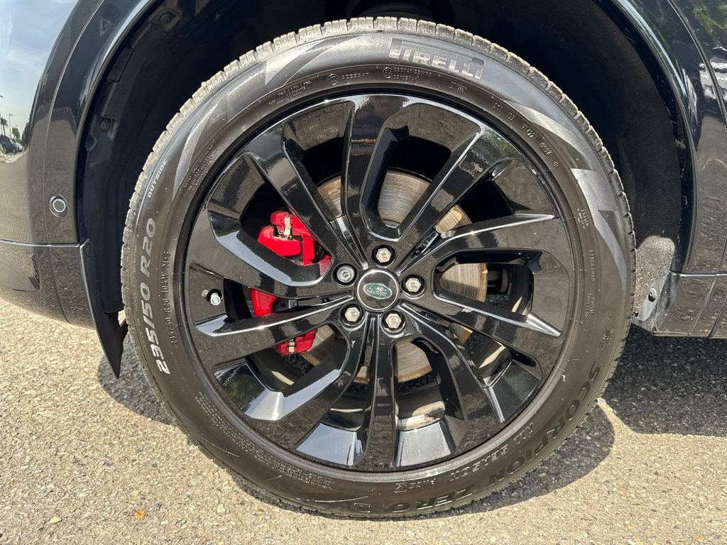 Certified 2025 Land Rover Discovery Sport Dynamic SE AWD/4WD image 29