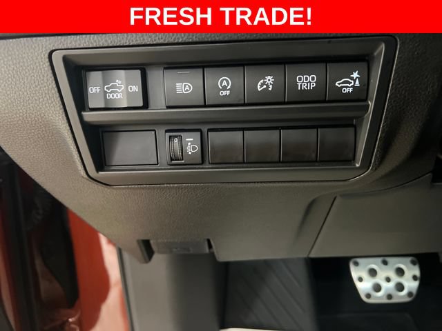 Used 2025 Toyota Tundra Limited w/ TRD Off-Road Package AWD/4WD image 31