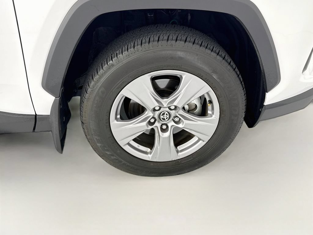 Used 2025 Toyota RAV4 XLE w/ Convenience Package AWD/4WD image 30