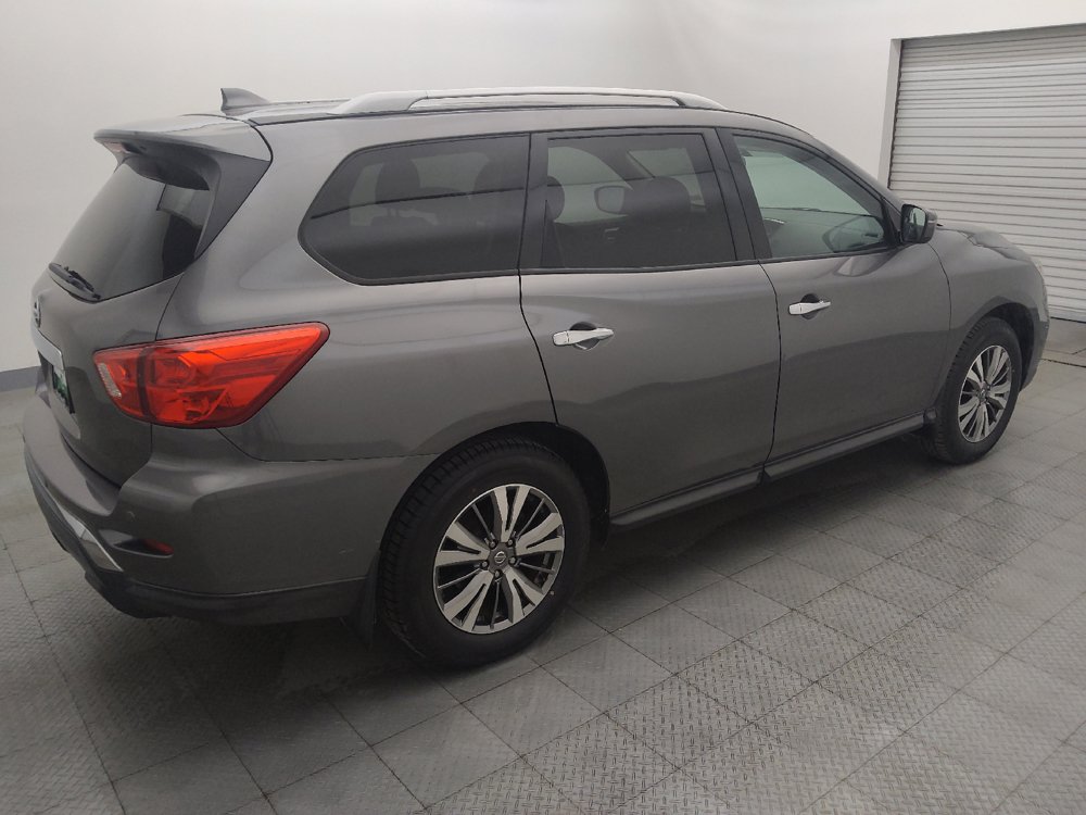 Used 2019 Nissan Pathfinder S FWD image 10