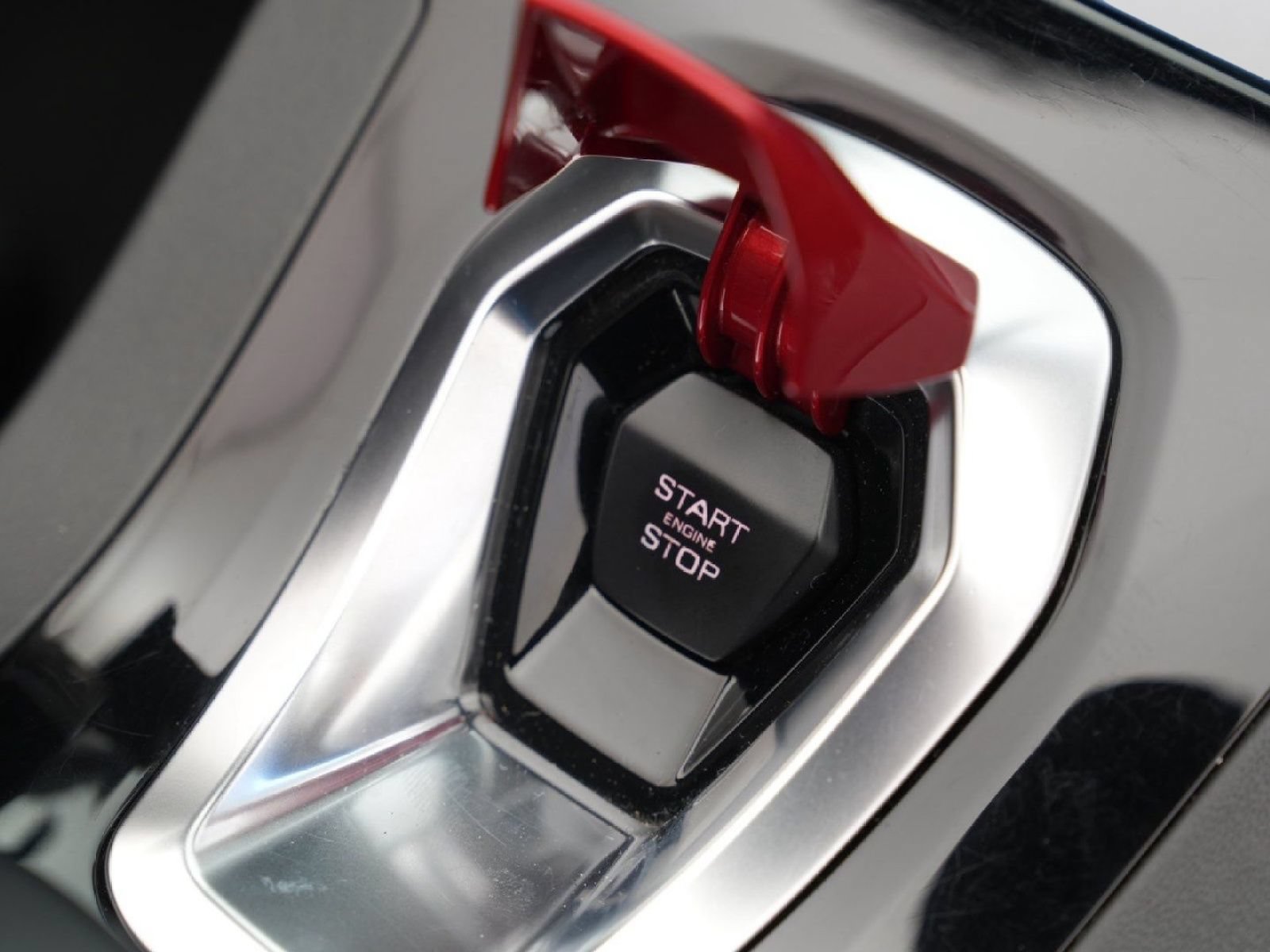 Used 2021 Lamborghini Huracan EVO RWD image 38