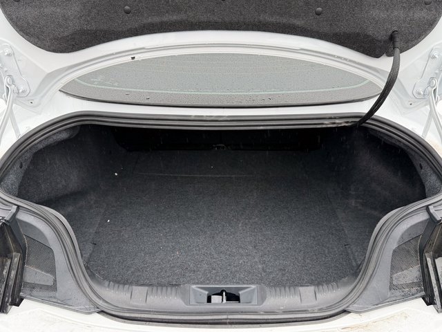 Used 2024 Ford Mustang EcoBoost image 17