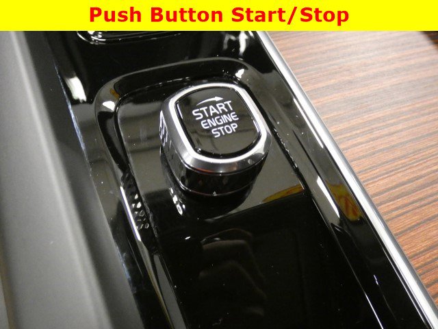 Used 2023 Volvo XC60 B5 Ultimate w/ Climate Package image 39