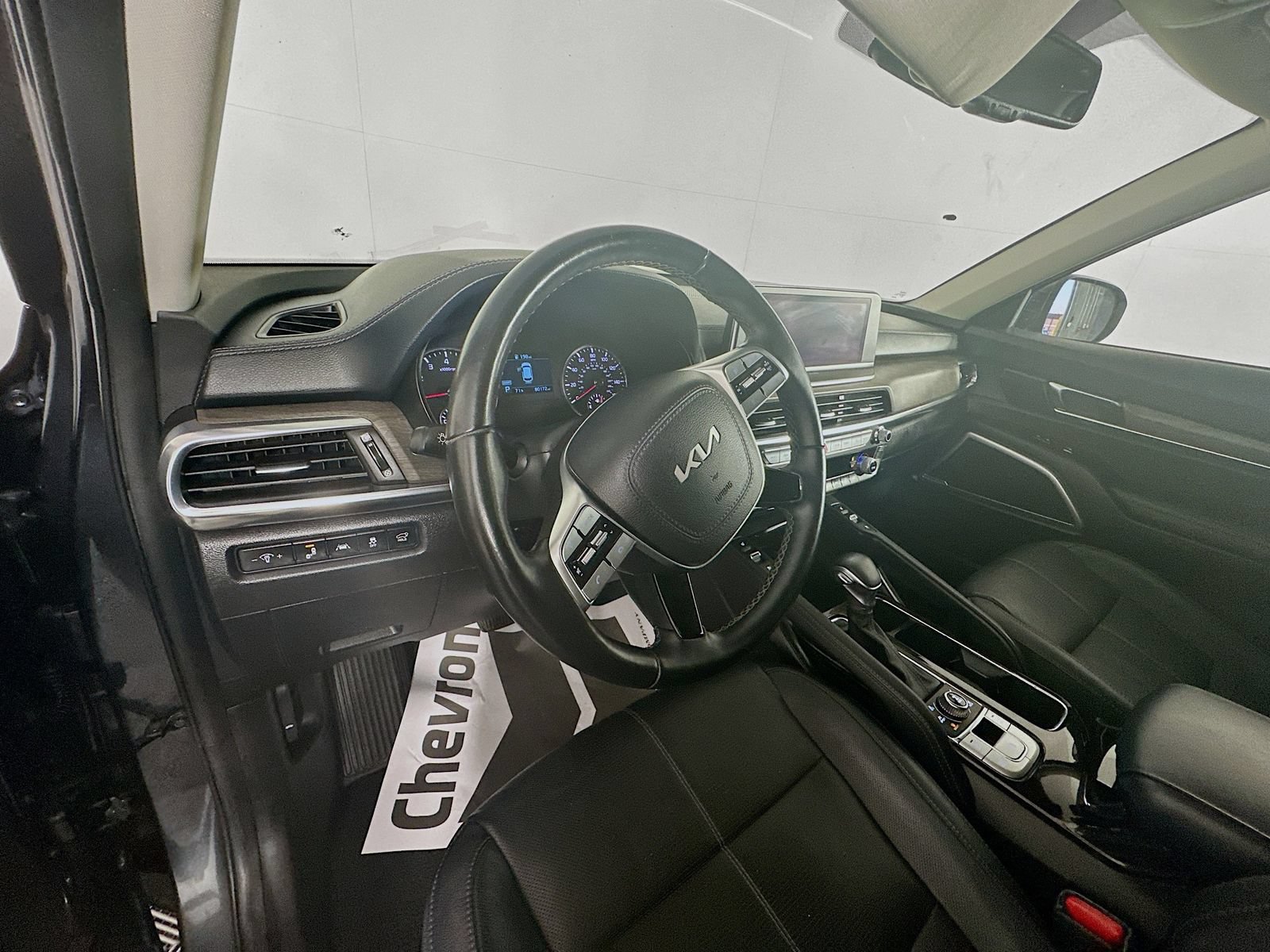 Used 2022 Kia Telluride EX w/ EX Premium Package AWD/4WD image 9