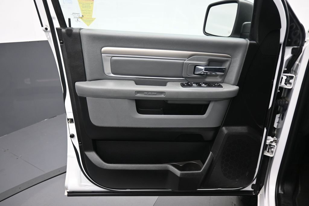 Used 2020 RAM 1500 Classic Warlock w/ Electronics Group AWD/4WD image 9