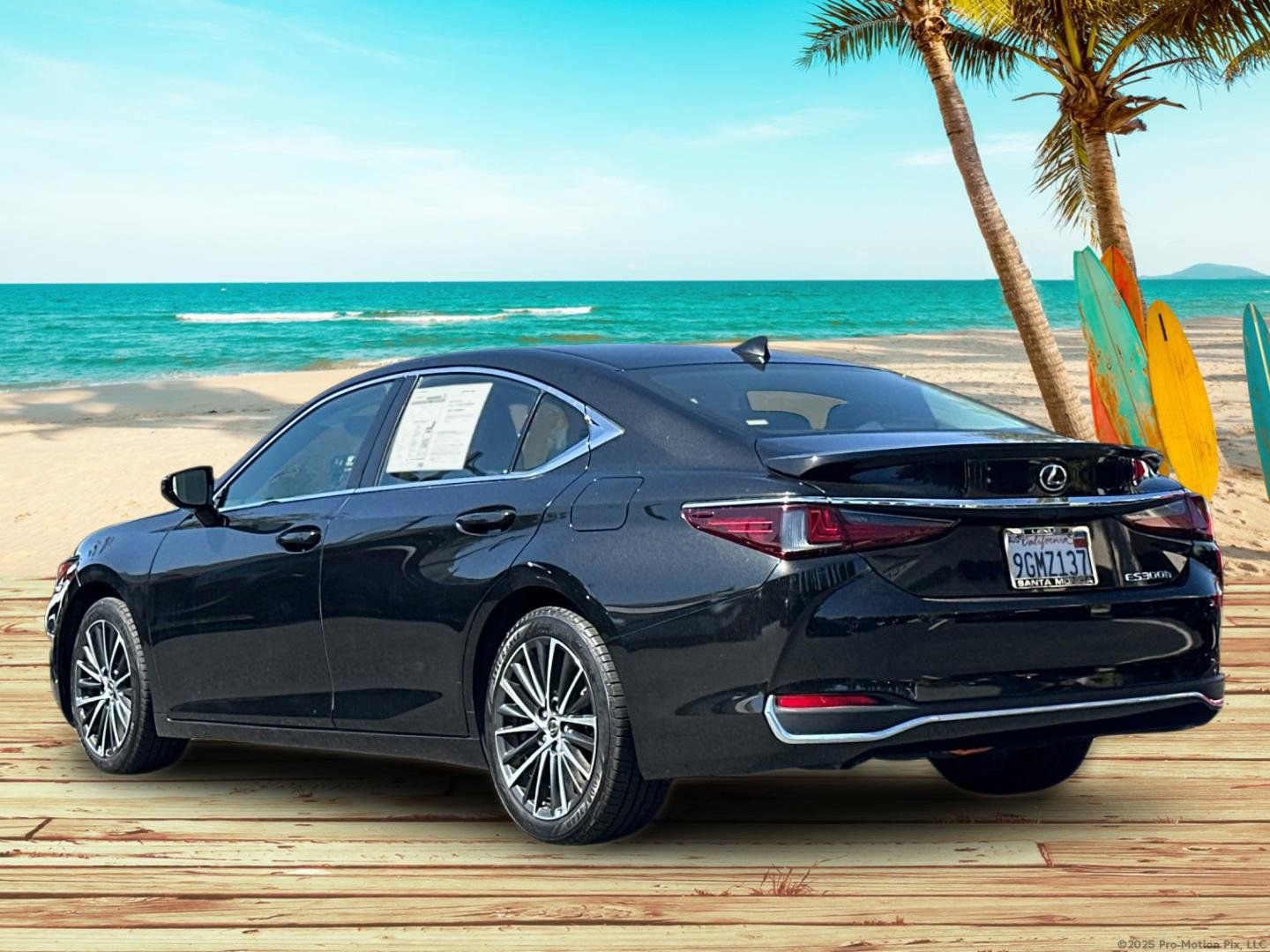 Used 2024 Lexus ES 300h w/ Premium Package image 4