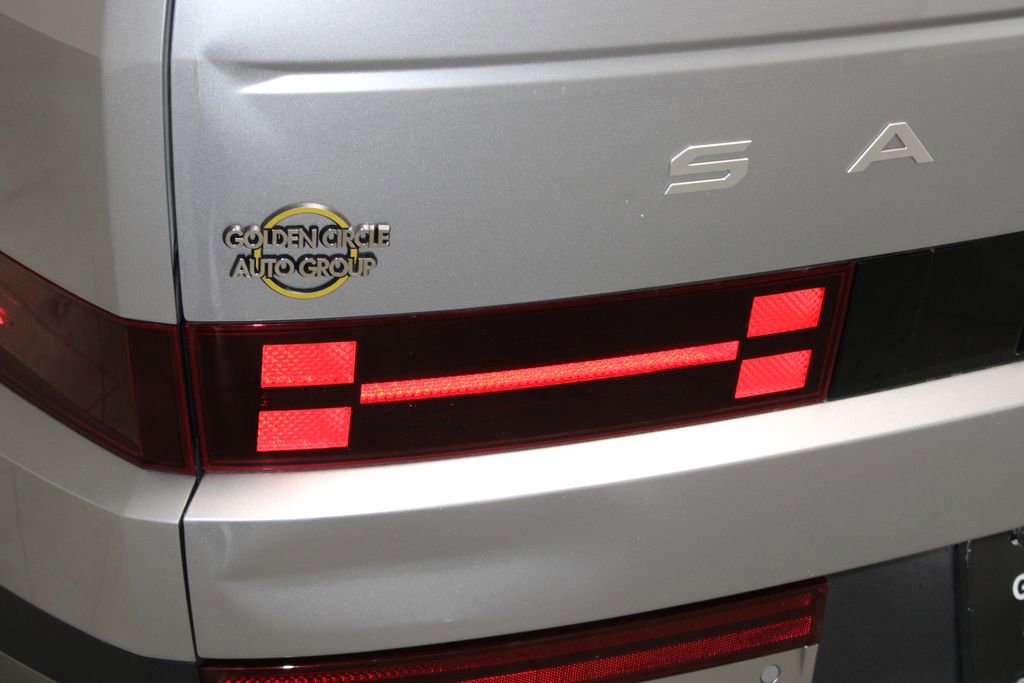 Used 2024 Hyundai Santa Fe Limited FWD image 58
