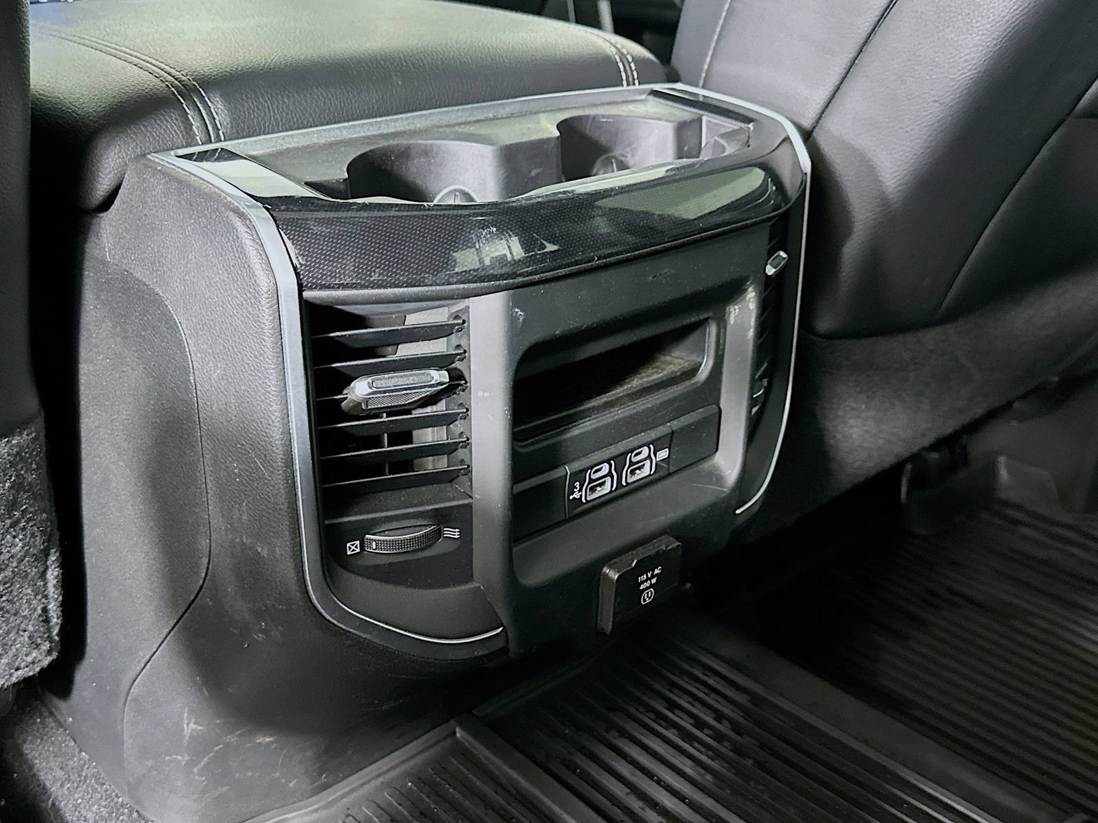 Used 2020 RAM 3500 Laramie AWD/4WD image 28