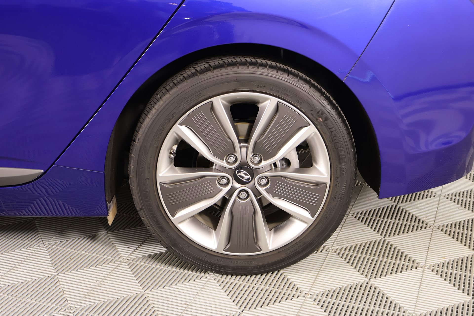 Used 2019 Hyundai Ioniq Limited w/ Ultimate Package 02 image 20