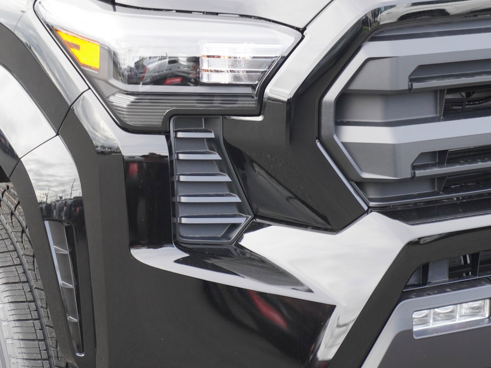 New 2026 Toyota Tacoma SR5 image 3