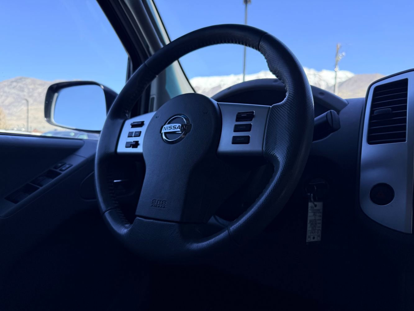 Used 2016 Nissan Frontier SV w/ SV Value Truck Package image 9