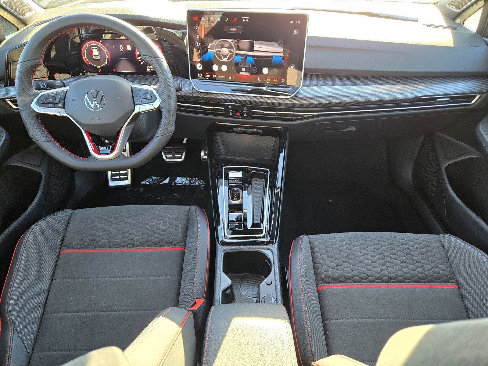 New 2025 Volkswagen GTI SE image 9