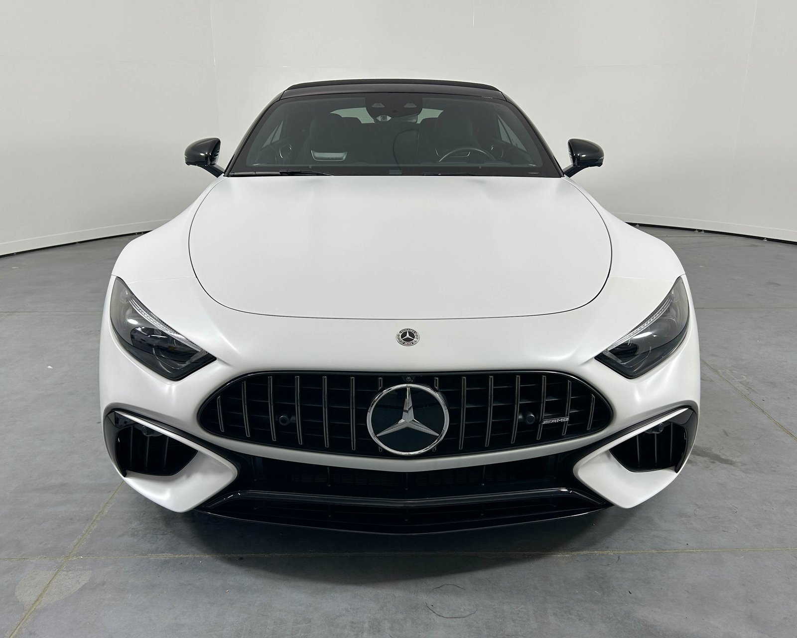 Used 2022 Mercedes-Benz SL 63 AMG 4MATIC image 2