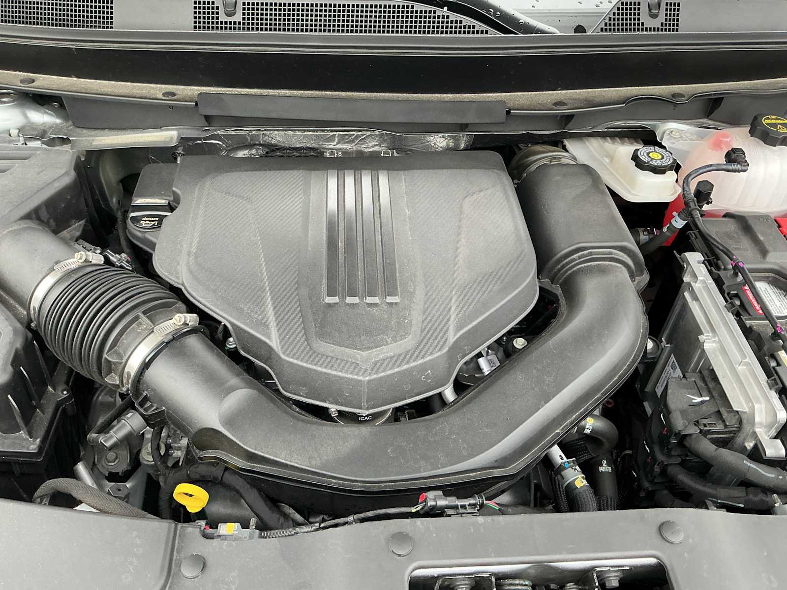 Used 2024 GMC Acadia AT4 w/ Luxury Package image 29