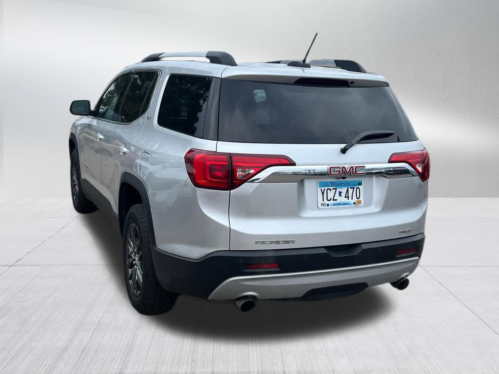 Used 2018 GMC Acadia SLT image 5