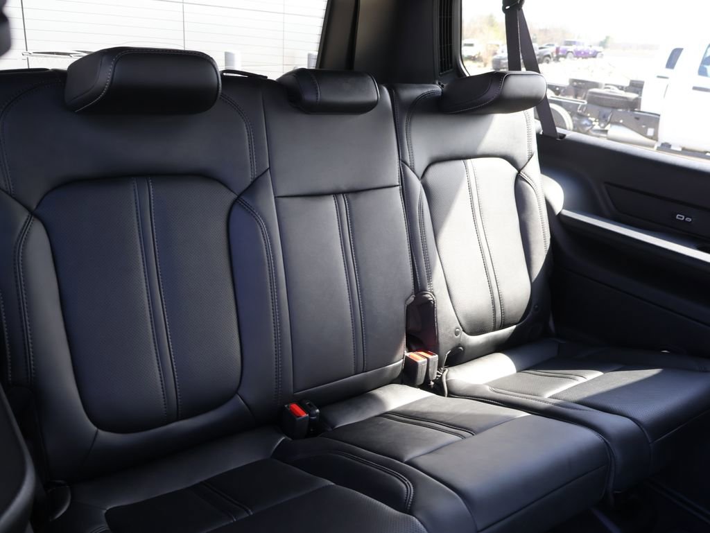 New 2026 Jeep Grand Wagoneer L Limited w/ Premium Group II image 13