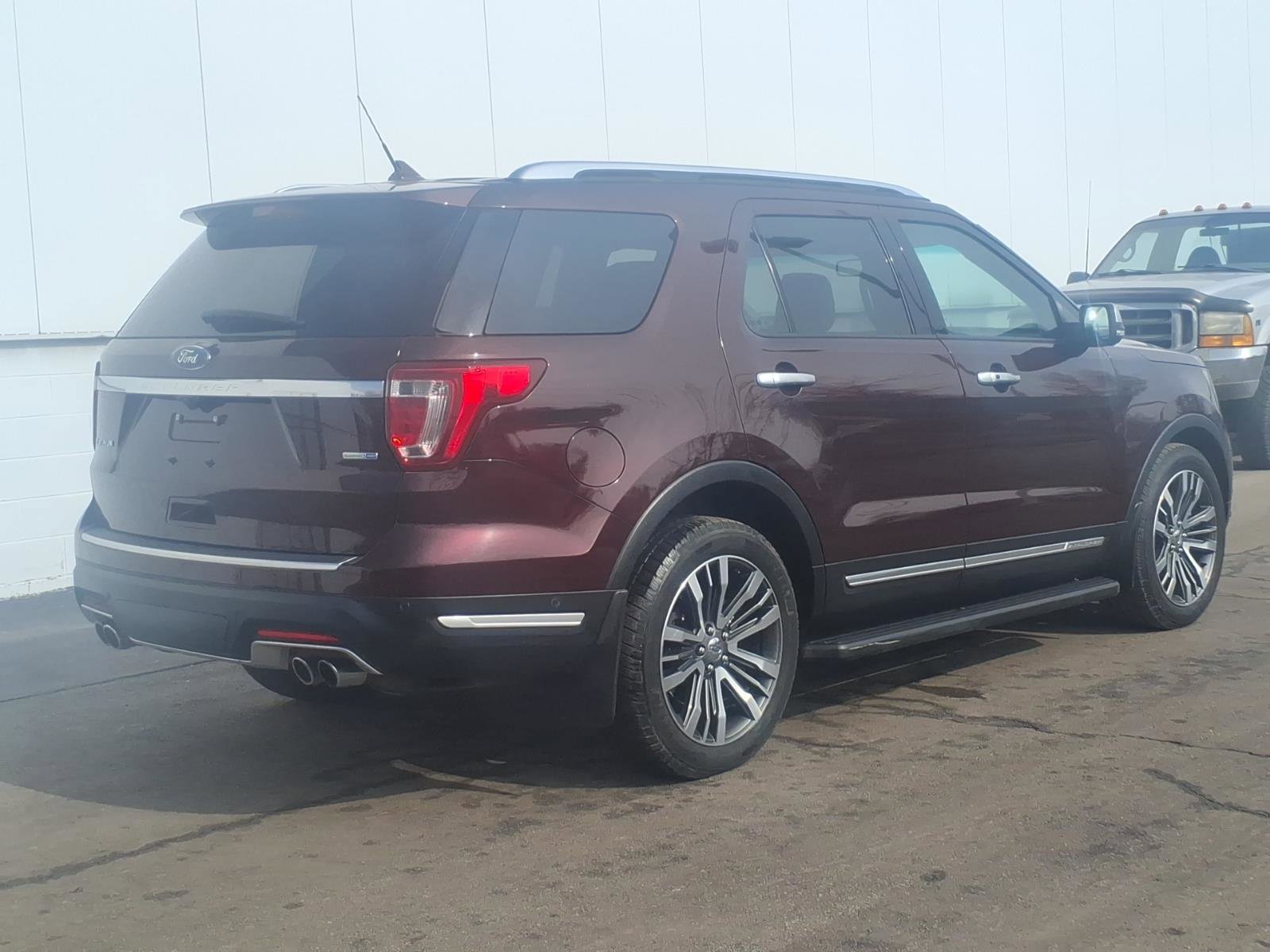 Used 2018 Ford Explorer Platinum image 6